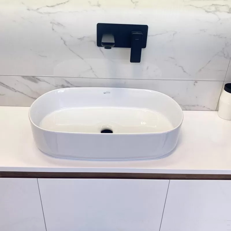 Овална мивка за плот INFINITY 55 White